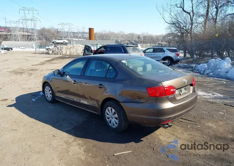 2014 Volkswagen Jetta 2.0L S z USA, uszkodzony, nr VIN 3VW2K7AJ1EM290916